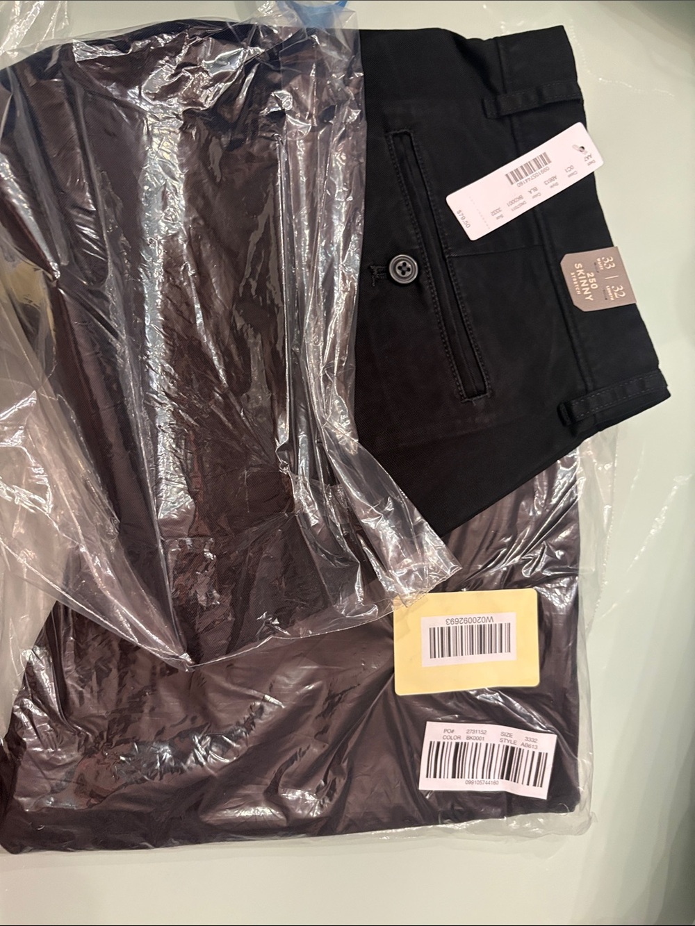 Men's black 250 skinny chino
